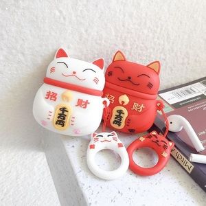 AirPods silicone lucky cat case